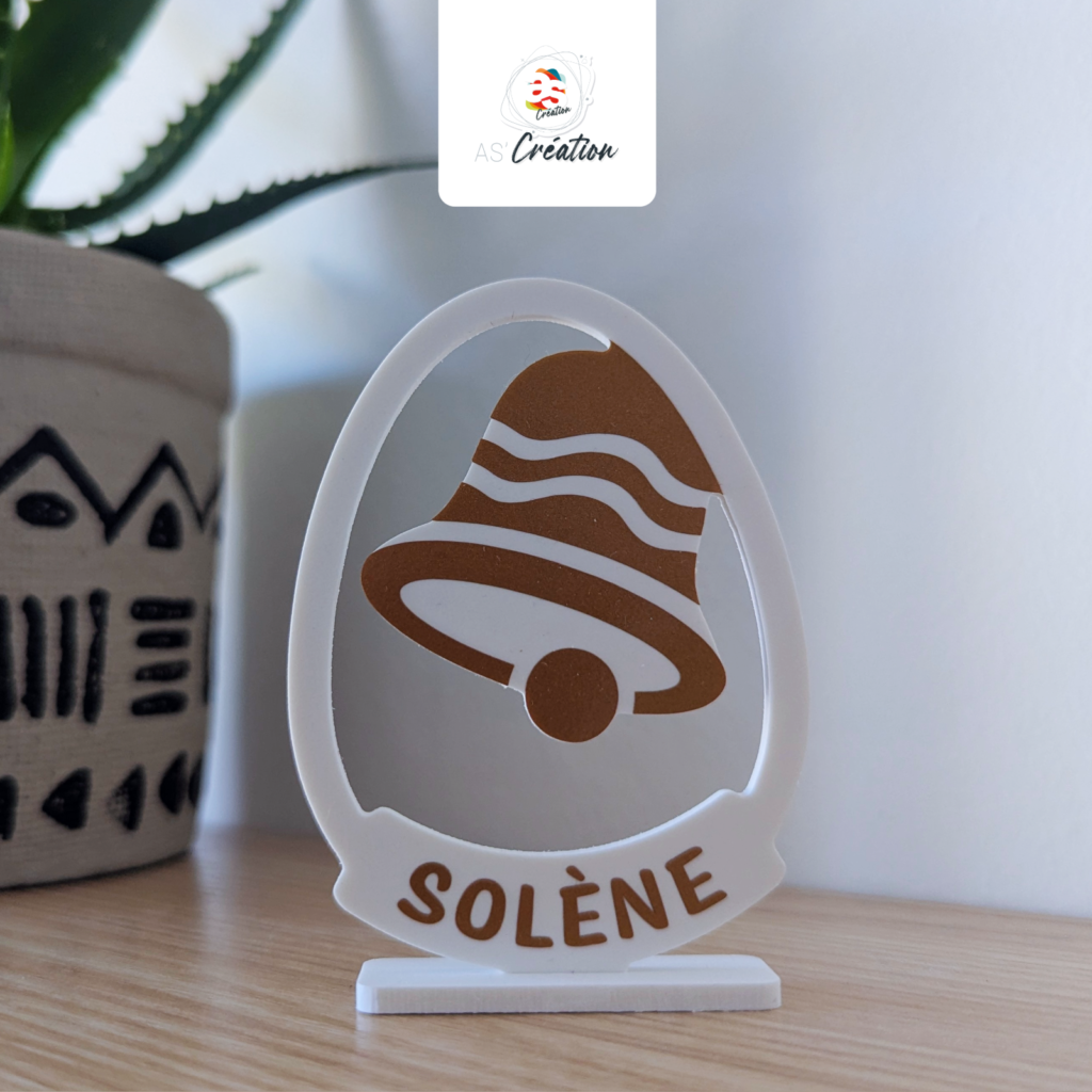 Oeuf de Pâques · <span style="color: #7695a2;">Cloche</span>